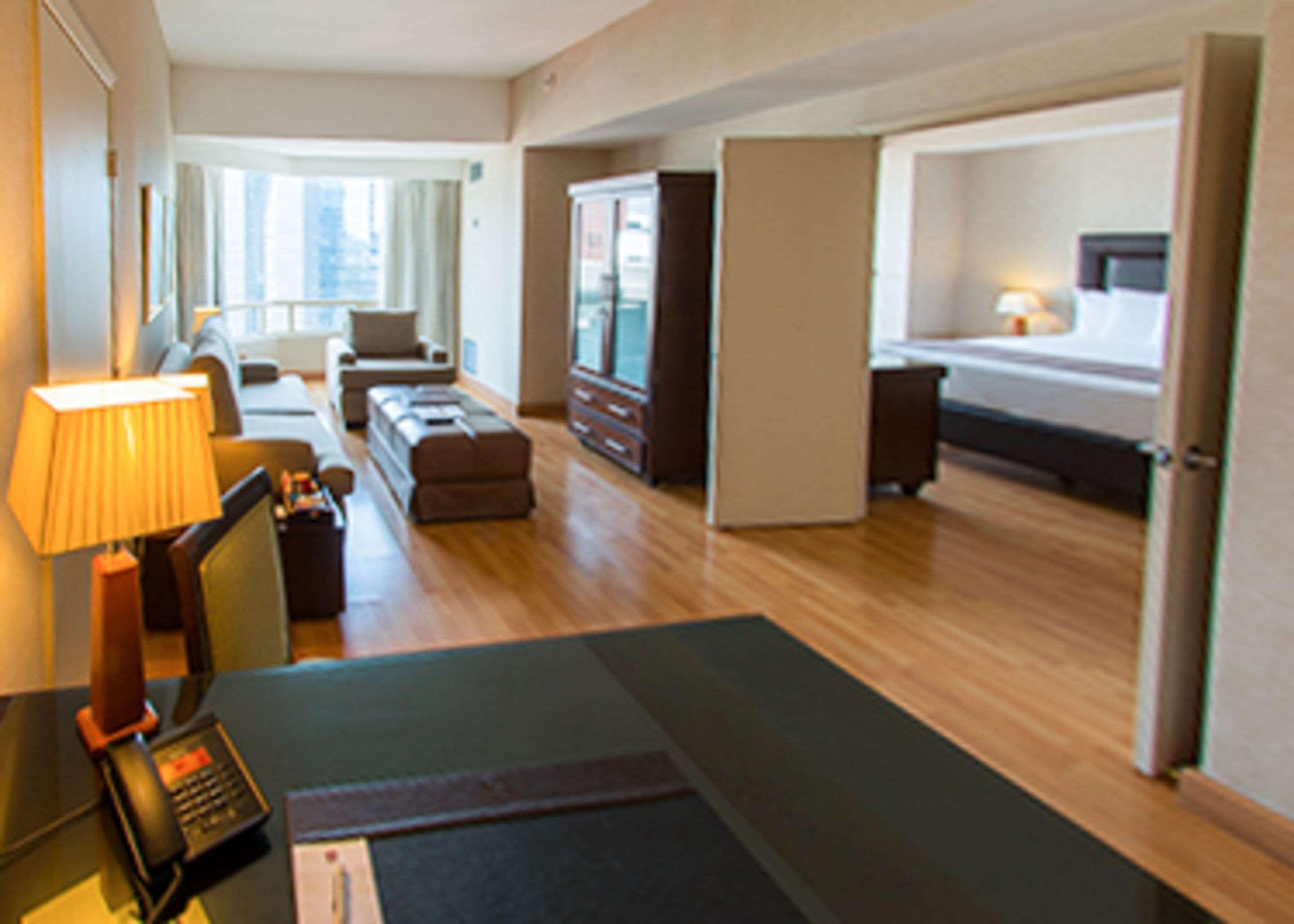 Clarion Suites Ville de Guatemala Extérieur photo A typical two-bedroom apartment