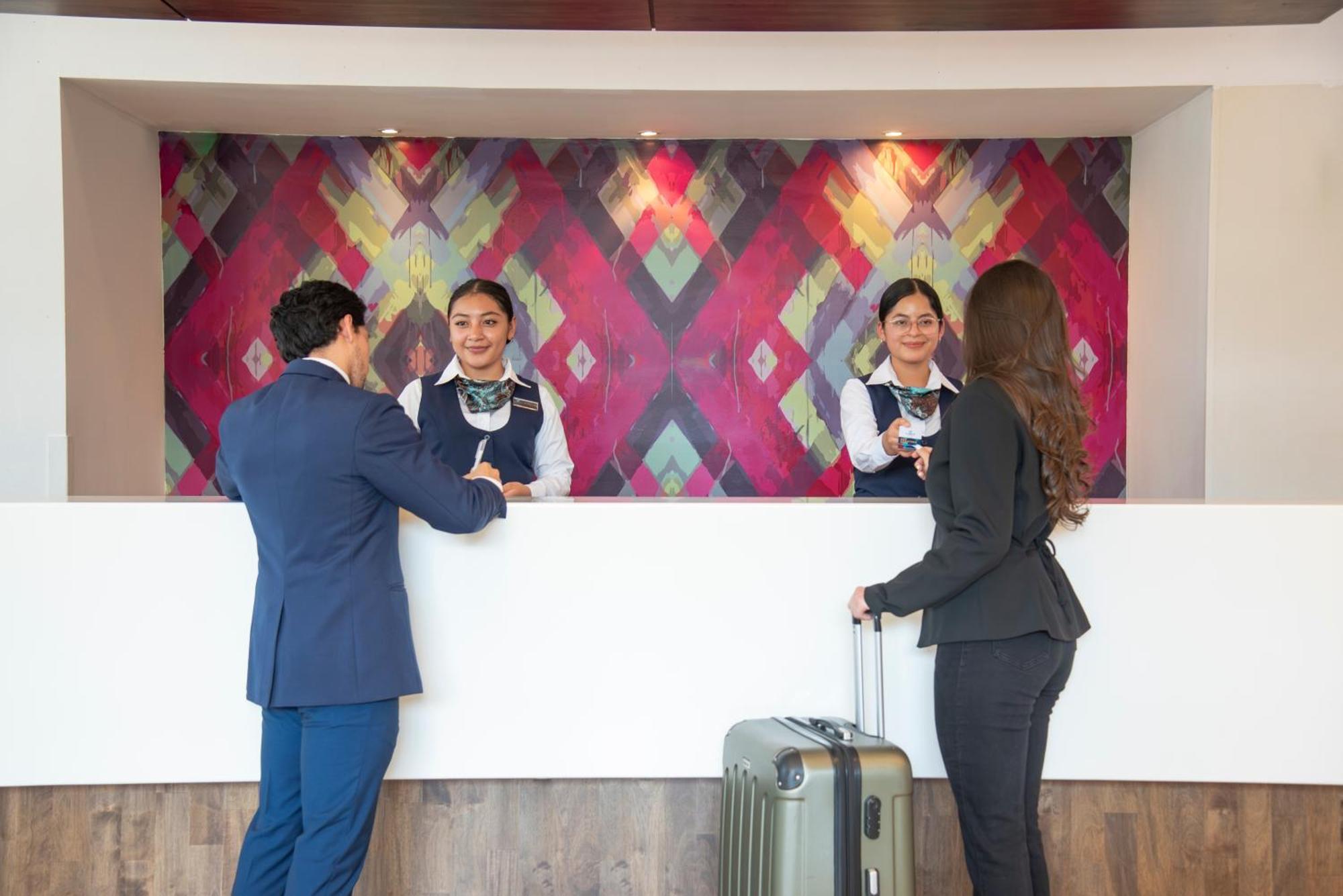 Clarion Suites Ville de Guatemala Extérieur photo