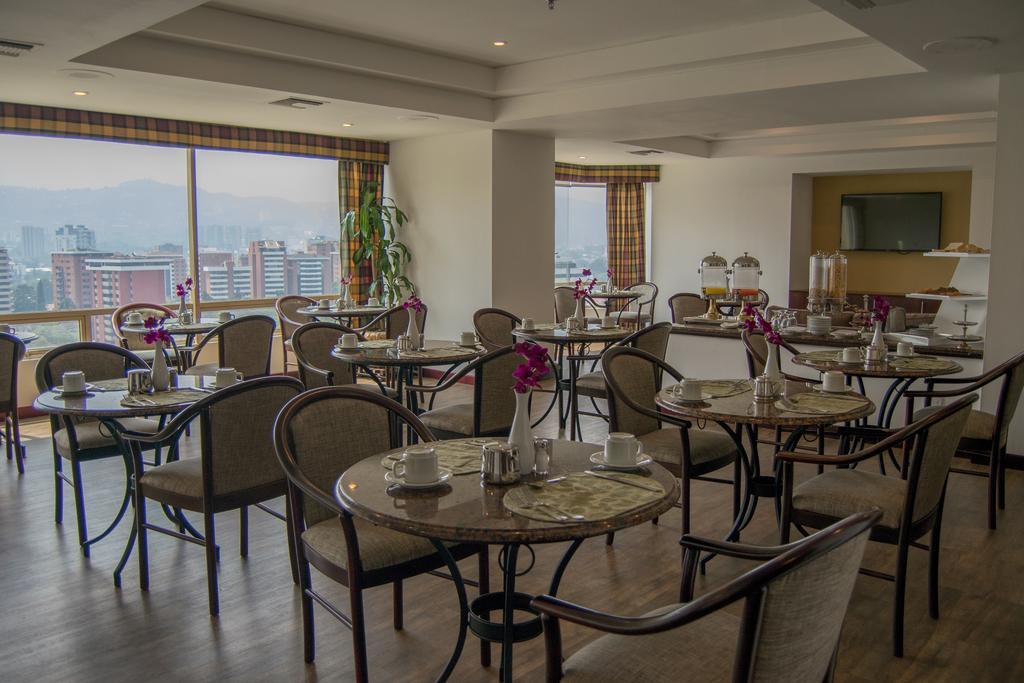 Clarion Suites Ville de Guatemala Extérieur photo The restaurant